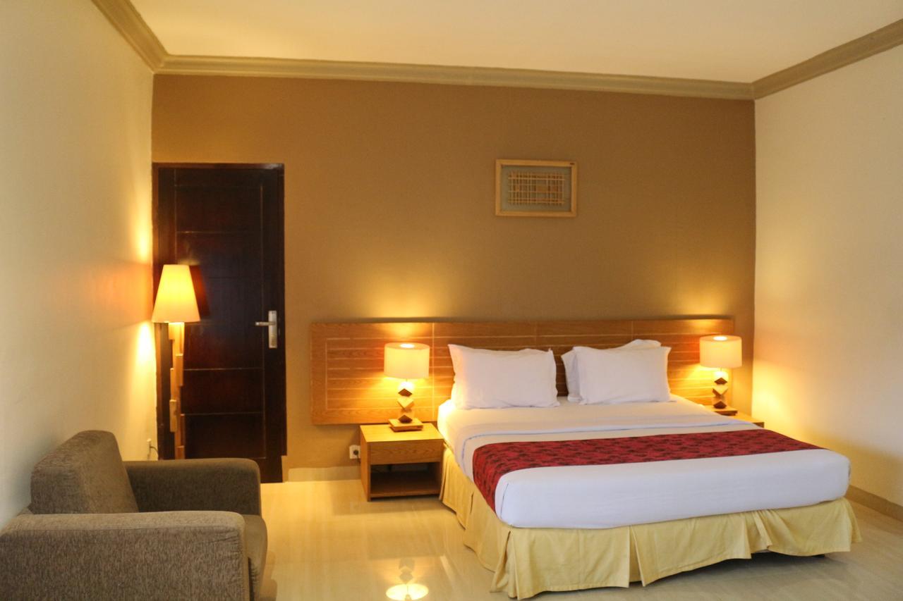 Serayu Hotel Тимика Экстерьер фото